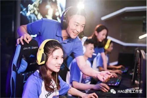 小时收费明码标价,表面上是女陪玩,记者暗访发现服务项并不单纯 游戏陪玩:小时收费明码标价,表面上是女陪玩,记者暗访发现服务项并不单纯!插图2