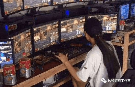 网游大佬摆摊卖时装日赚千元,妹子尝试模仿结果被嘲:杀马特教母!插图 网游大佬摆摊卖时装日赚千元,妹子尝试模仿结果被嘲:杀马特教母!插图